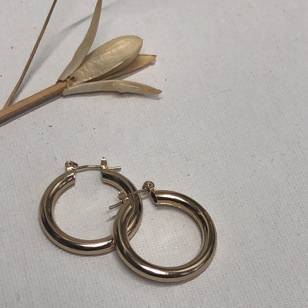 Yellow gold tone hollow hoops